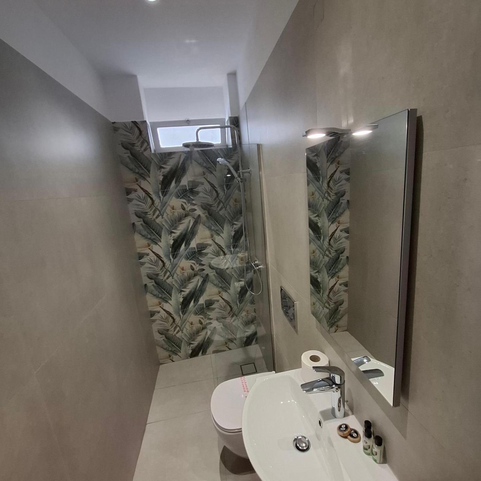 Aquarella-Stylish Veranda Apartment In Centre Of Poros Town المظهر الخارجي الصورة