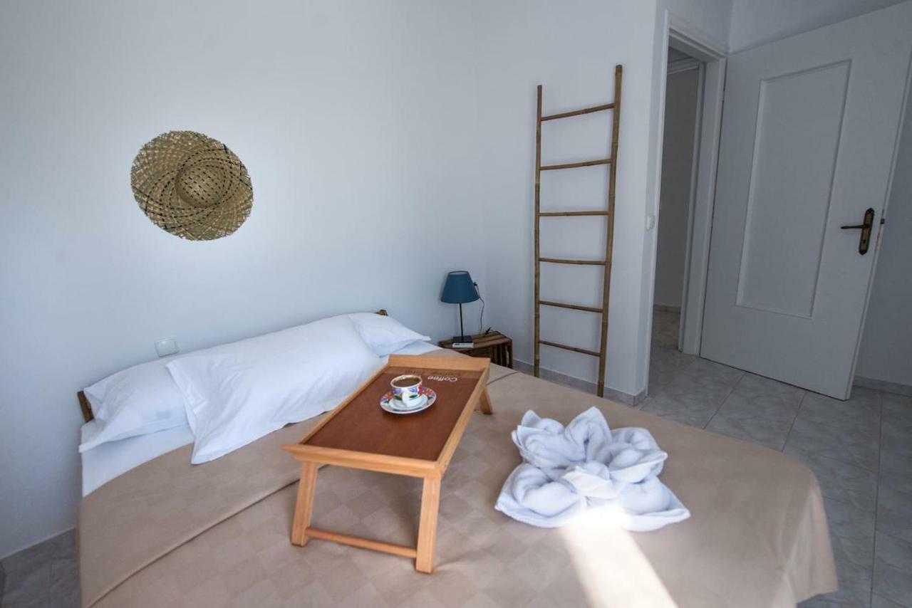Aquarella-Stylish Veranda Apartment In Centre Of Poros Town المظهر الخارجي الصورة