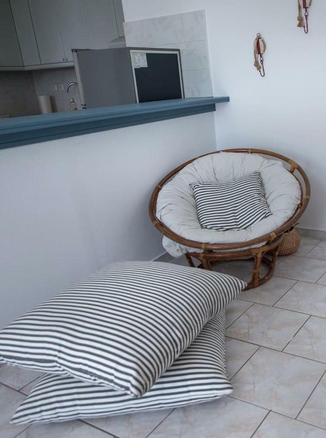 Aquarella-Stylish Veranda Apartment In Centre Of Poros Town المظهر الخارجي الصورة