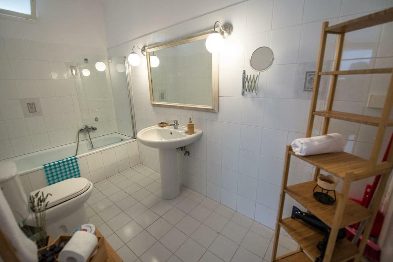 Aquarella-Stylish Veranda Apartment In Centre Of Poros Town المظهر الخارجي الصورة